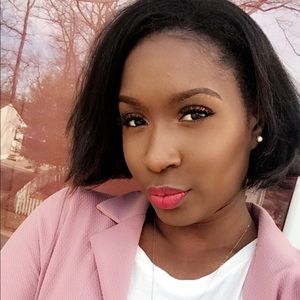 Meet your Posher, Christina